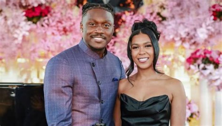 AJ Brown Fiance: Unveiling the Life and Relationship Journey